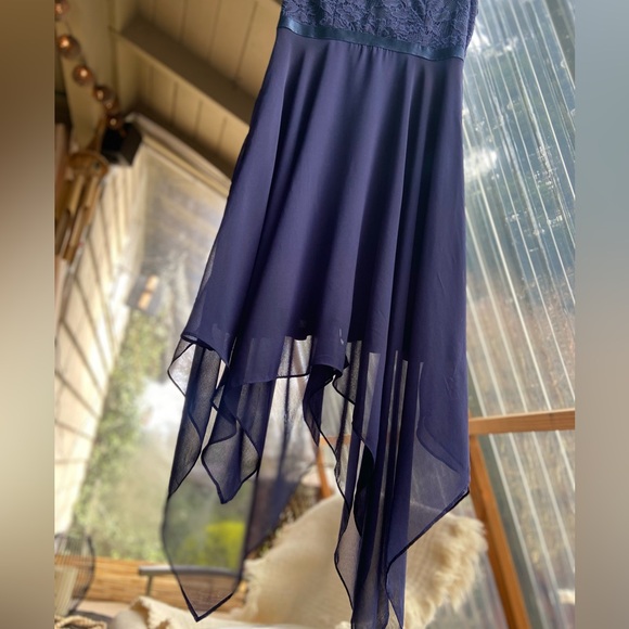 EUC Navy Elegant Chiffon Handkerchief Dress - Picture 3 of 7